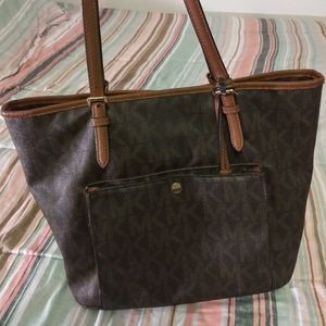 Michael kors purse